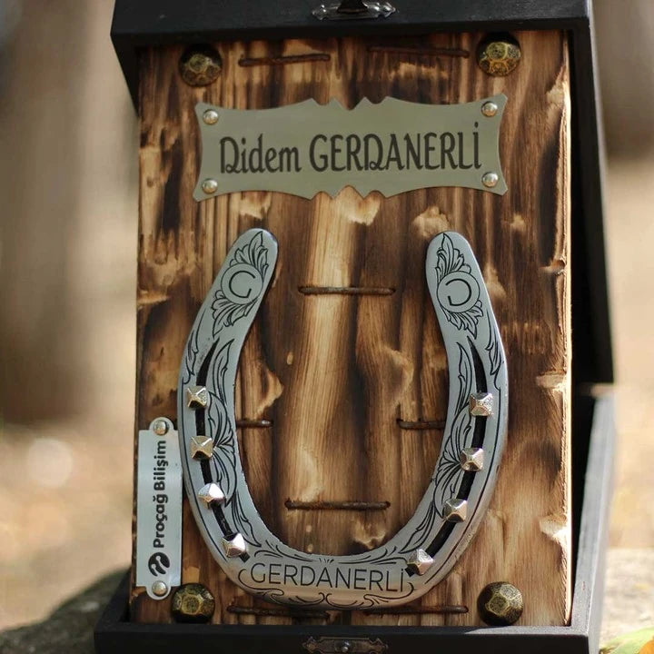 Medium Engraved Personalized Decorative Horseshoe